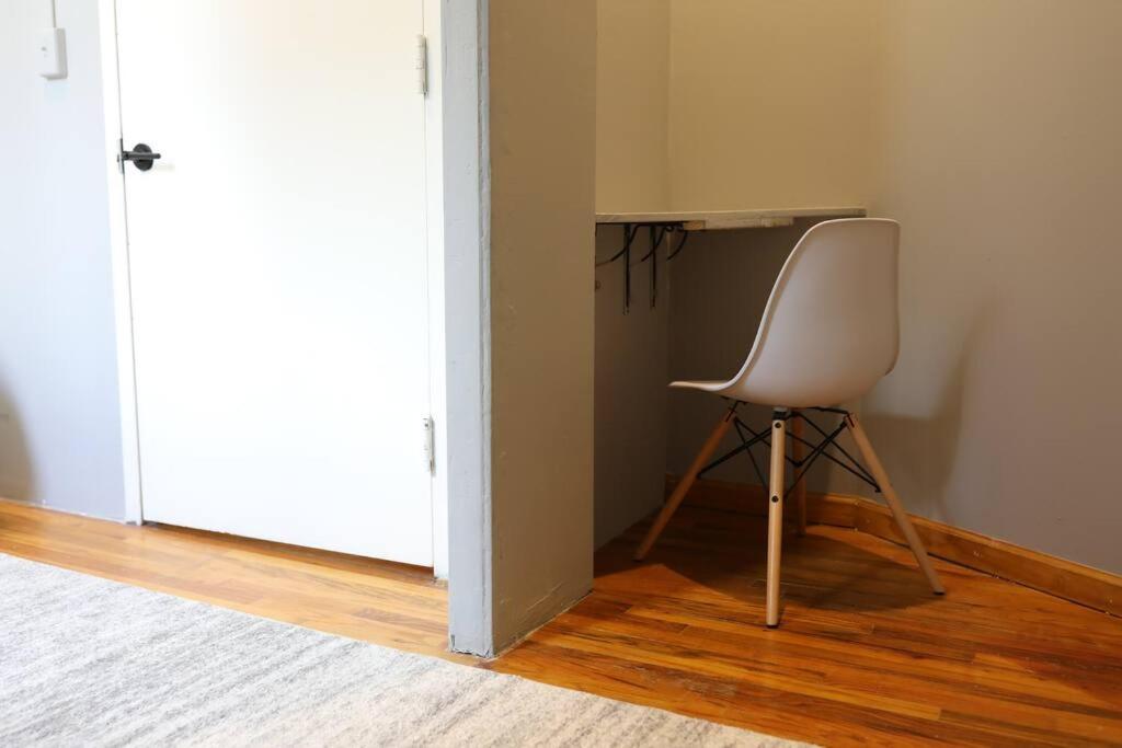Beautiful & Massive 4 Bdr With Bonus Perks! Appartamento *