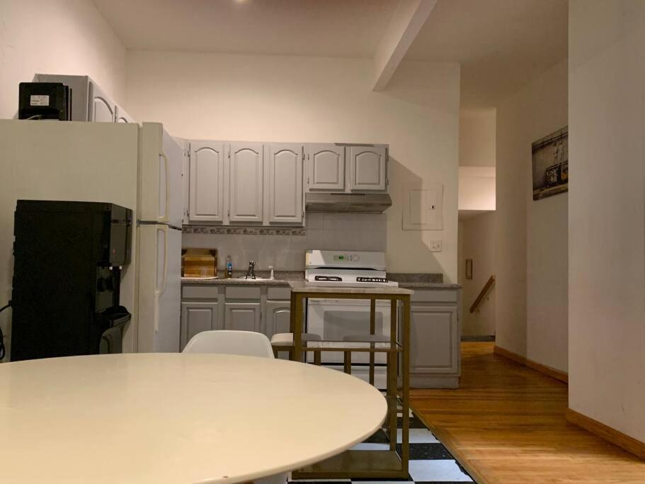 Appartamento Beautiful & Massive 4 Bdr With Bonus Perks! New York